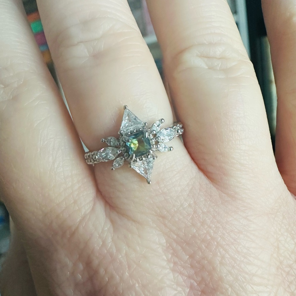 Bomb Party “Love and Honey” ring size 8